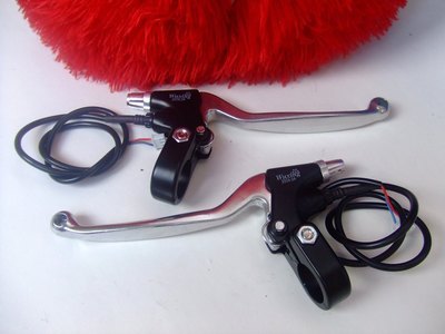 一淘網名優產品推薦 五星全鋁剎車把與蓄電池，購就省錢，安全隨行